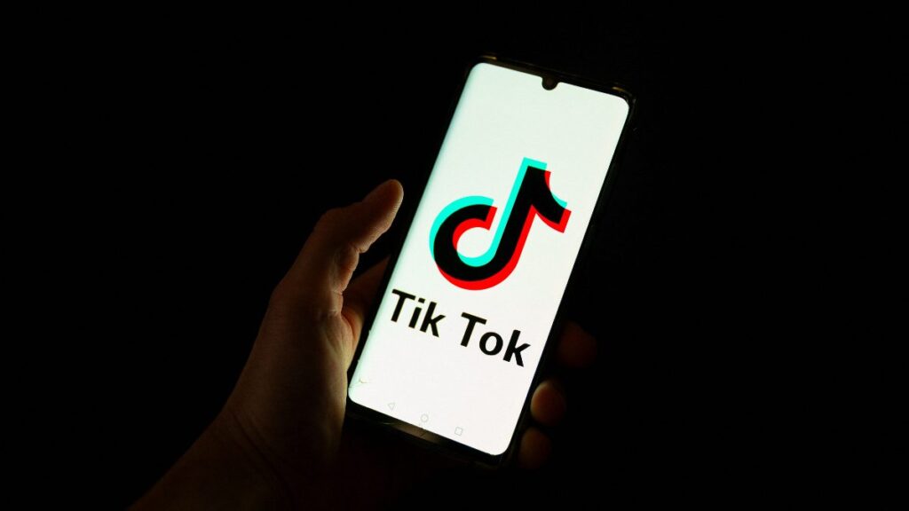 TikTok prepara cierre de su plataforma en EU para el domingo, según medios