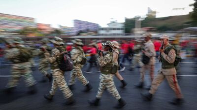 Protestas opositoras, detenciones arbitrarias y calles repletas de policías y militares encapuchados, es lo que se puede observar en Venezuela