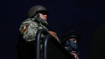 Militares