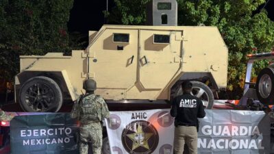 Golpe al crimen en Sonora: aseguran dos autos “monstruo” y municiones en Pitiquito