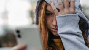 Internet bajo amenaza: consejos para enfrentar la violencia digital