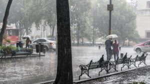 ¿Lloverá en tu alcaldía? CDMX emite alerta amarilla por lluvias intensas y granizo este lunes