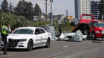 Accidente en la México-Toluca complica el tránsito.