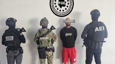 El detenido es acusado de secuestro y buscado por el FBI.