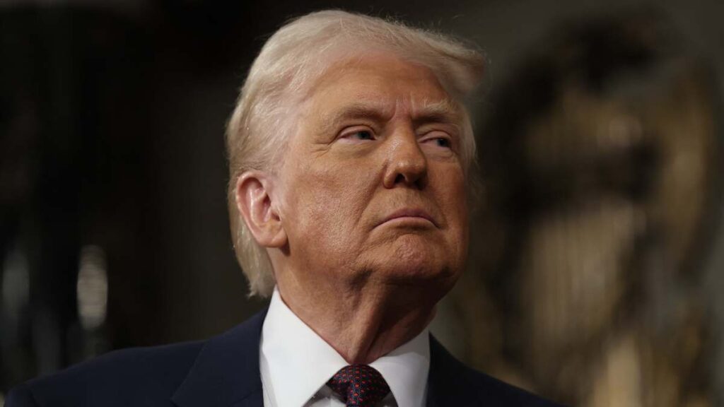 Donald Trump Aplaza Aranceles