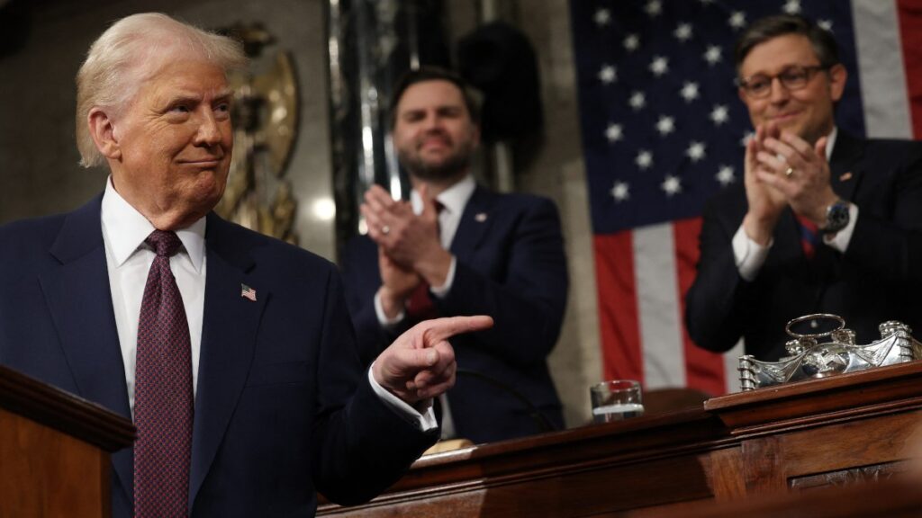 Donald Trump defendió sus estrategias ante el Congreso de Estados Unidos
