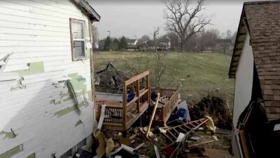 Videos: monstruosa tormenta y tornados azotan EE. UU.
