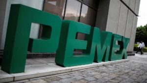 Pemex conversa con Asia y Europa para exportación de crudo tras aranceles EE. UU.