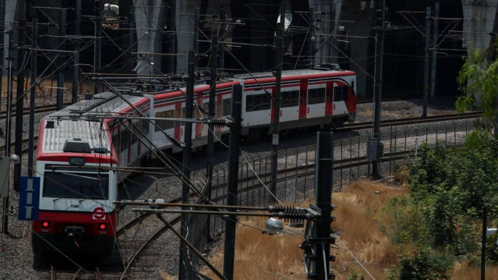 Suben tarifas del tren Suburbano