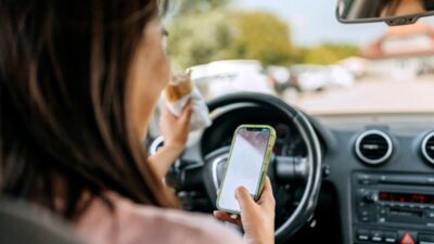 Manejar no es un juego. Hay algunos errores que te pueden poner en peligro al viajar en carretera. ¿Cuáles son? Te los compartimos.