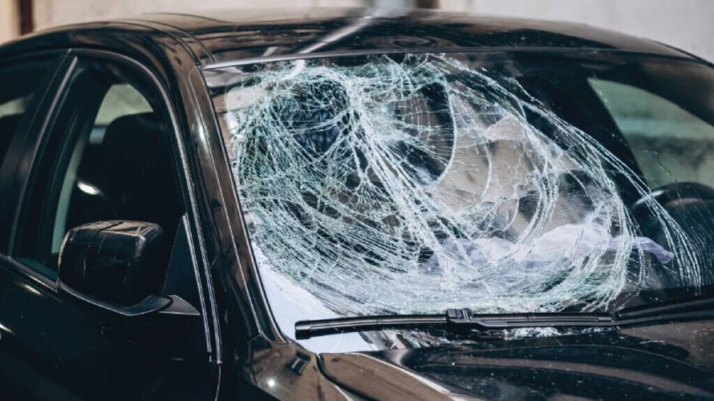 Tragedia en guardería de Illinois: 4 muertos, entre ellos niños, tras choque de auto