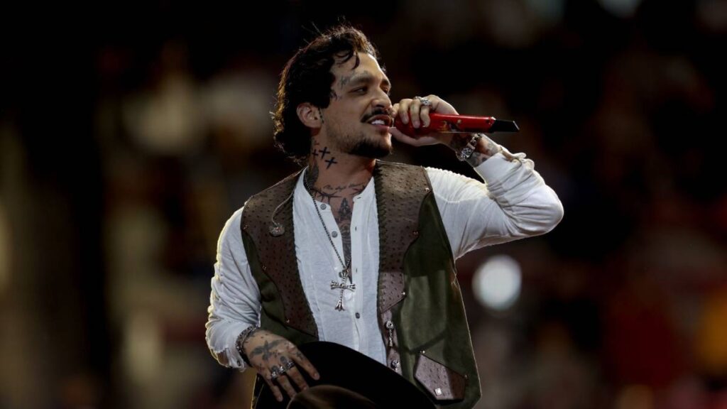 Christian Nodal  en concierto.