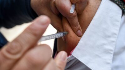 Hasta el 3 de mayo, IMSS busca aplicar 1.8 millones de vacunas en Semana Nacional de Vacunación