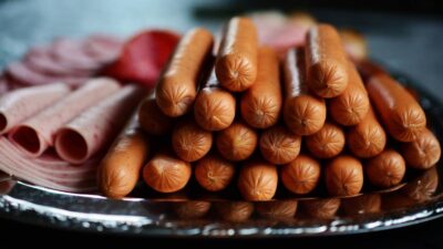 Estos 5 órganos se afectan por comer muchos embutidos