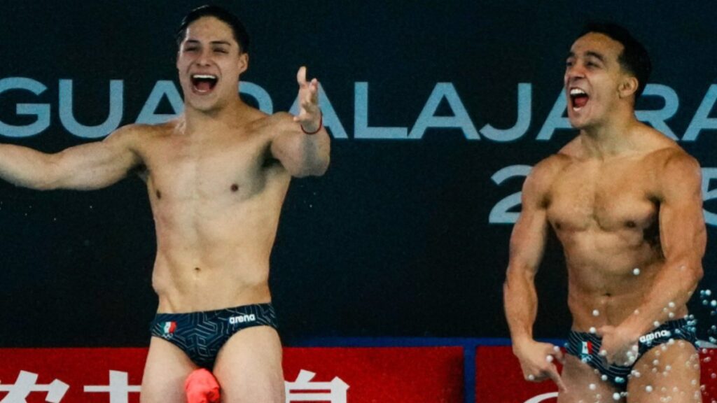 Osmar Olvera y Juan Celaya se cuelgan el oro gracias a su participación en el trampolín de 3m sincronizado de la Copa del Mundo de Clavados