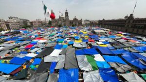 CNTE anuncia paro nacional y plantón en CDMX el 15 de mayo