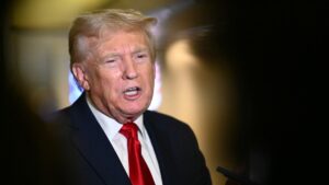 Trump refuerza seguridad en Washington para desfile militar en su cumpleaños
