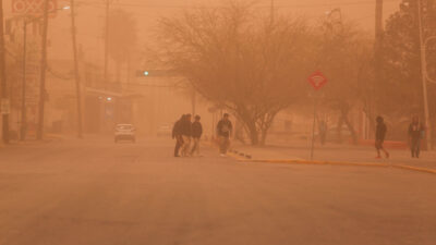 Tormenta de arena cubre Chihuahua
