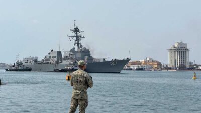 El USS Gravely se encuentra en nuestro país.