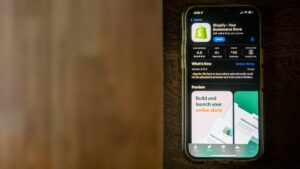 Robo y fraude: las principales preocupaciones de los mexicanos al comprar por internet