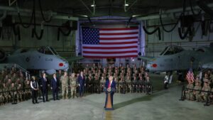 Trump cumple años y EE.UU. hará desfile millonario por aniversario del Ejército el mismo día