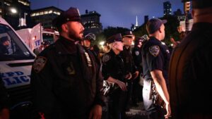 Refuerzan seguridad en sitios judíos de NY tras ataque en Washington