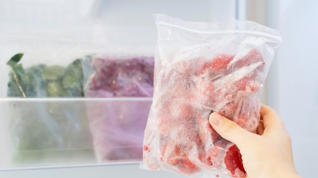 Alimentos que nunca debes meter al congelador
