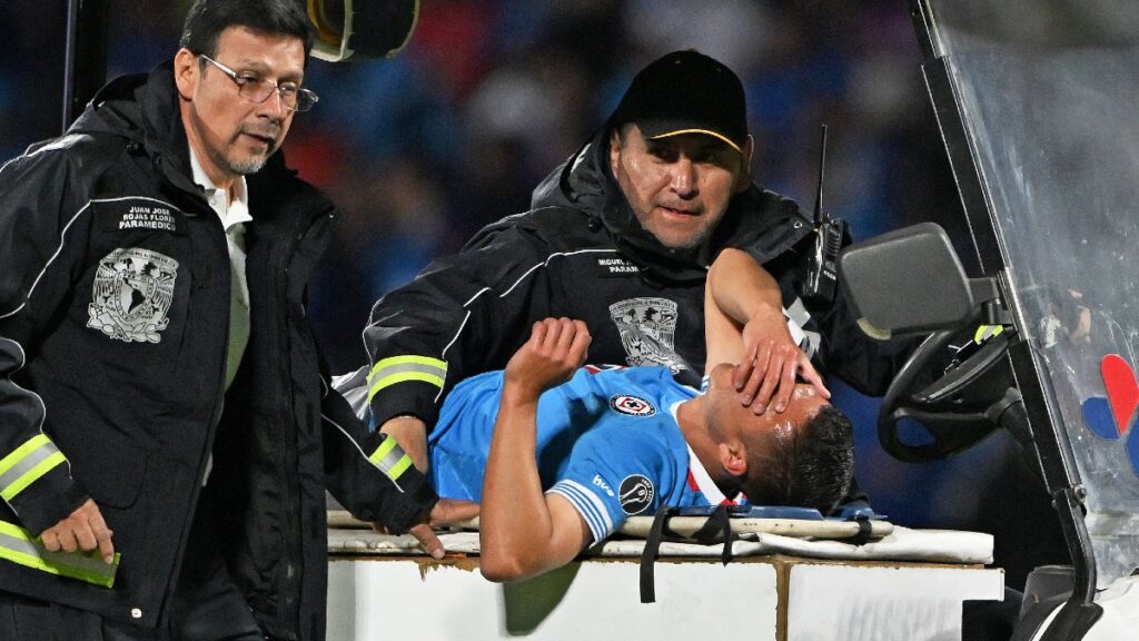 El mediocampista Andrés Montaño sufrió una ruptura del ligamento cruzado anterior y meniscos de la rodilla izquierda.