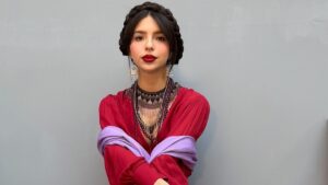 Ángela Aguilar lanza “Corazón de Piedra”, qué dice la canción