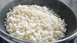 Hallan metales tóxicos en muestras de arroz de Estados Unidos: cómo evitarlos