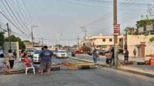 Apagones por altas temperaturas generan bloqueos y protestas en varios estados
