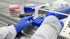 Qué es el cáncer de próstata con metástasis ósea