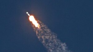 “La carrera espacial ya se echó a andar”: Martha Anaya