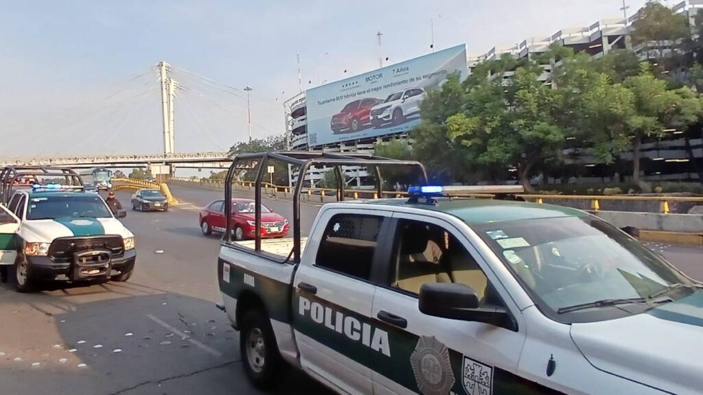 AICM a la espera de los manifestantes de la CNTE.