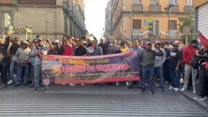 CNTE toma accesos a Palacio Nacional y realiza movilizaciones en CDMX: sigue sus protestas minuto a minuto