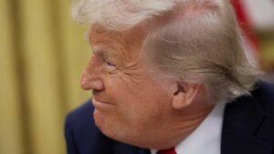 Tribunal federal de EE. UU. restablece aranceles impuestos por Trump