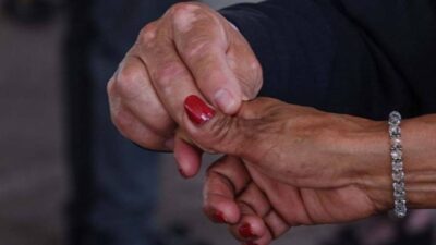 Pareja de adultos mayores