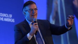 Ebrard rechaza baja a impuesto de remesas en EE. UU. : “No es buena noticia”