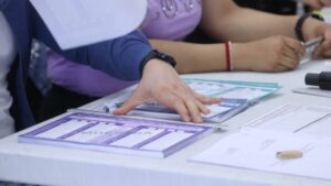 Alertan expertos posible regreso de fraude en urnas durante elección judicial