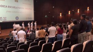 Prohíben a cadetes del buque Cuauhtémoc hablar con padres y prensa