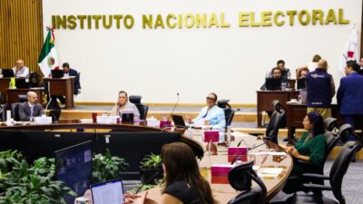El INE desechó la solicitud del Poder Legislativo para cancelar 26 candidaturas rumbo a la elección judicial del 1 de junio.