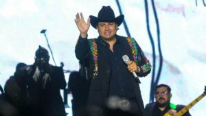 Cancelan visa de trabajo de EE. UU. a Julión Álvarez; publica video