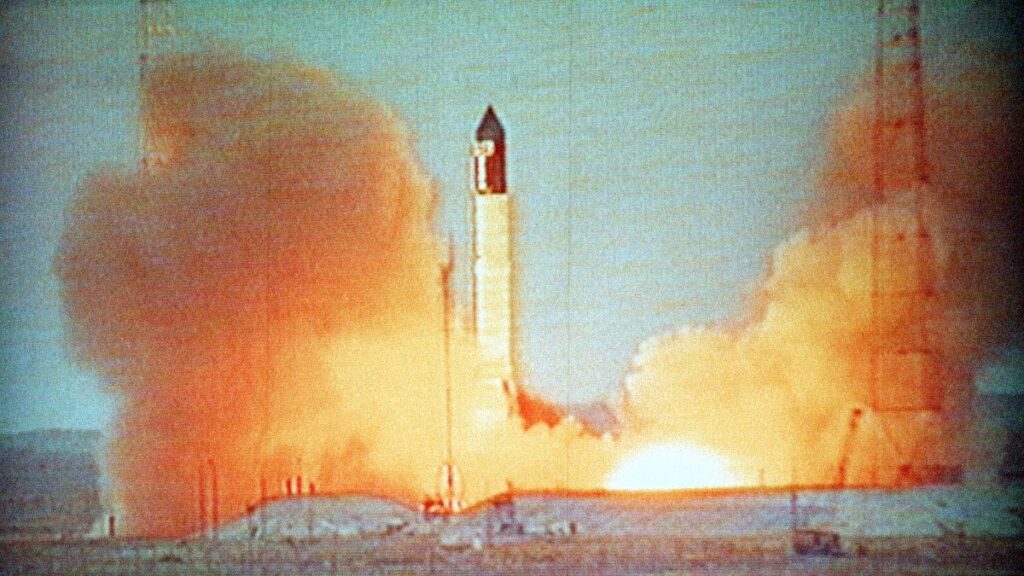 Una sonda espacial de la era soviética se estrellará contra la Tierra este sábado tras permanecer en órbita durante más de medio siglo.