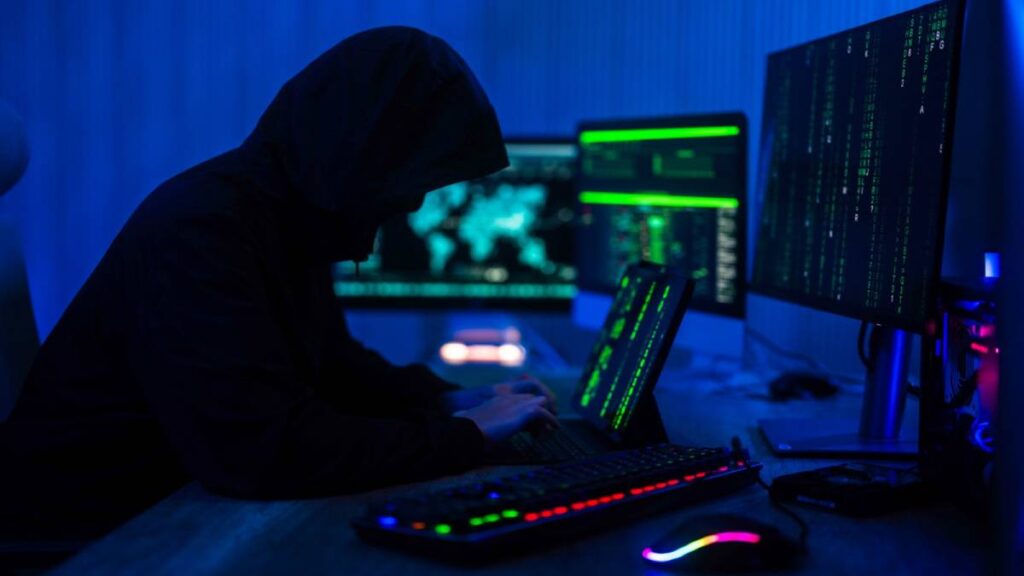 ¿En qué consiste la ley contra la pornografía vengativa con IA, promulgada por Trump?