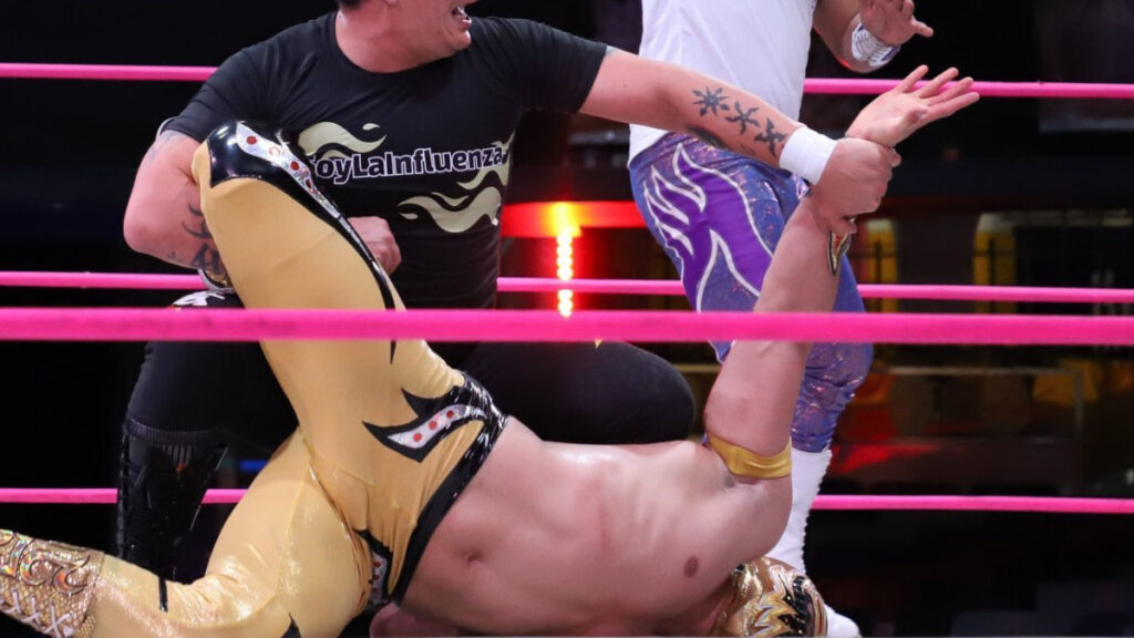 Luchador Alberto del Río arma zafarrancho en Venga la Alegría