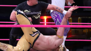 Luchador Alberto del Río arma zafarrancho en “Venga la Alegría”: se fue a los golpes