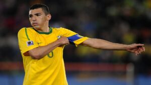 Lucio, campeón del mundo con Brasil, sufre graves quemaduras tras accidente