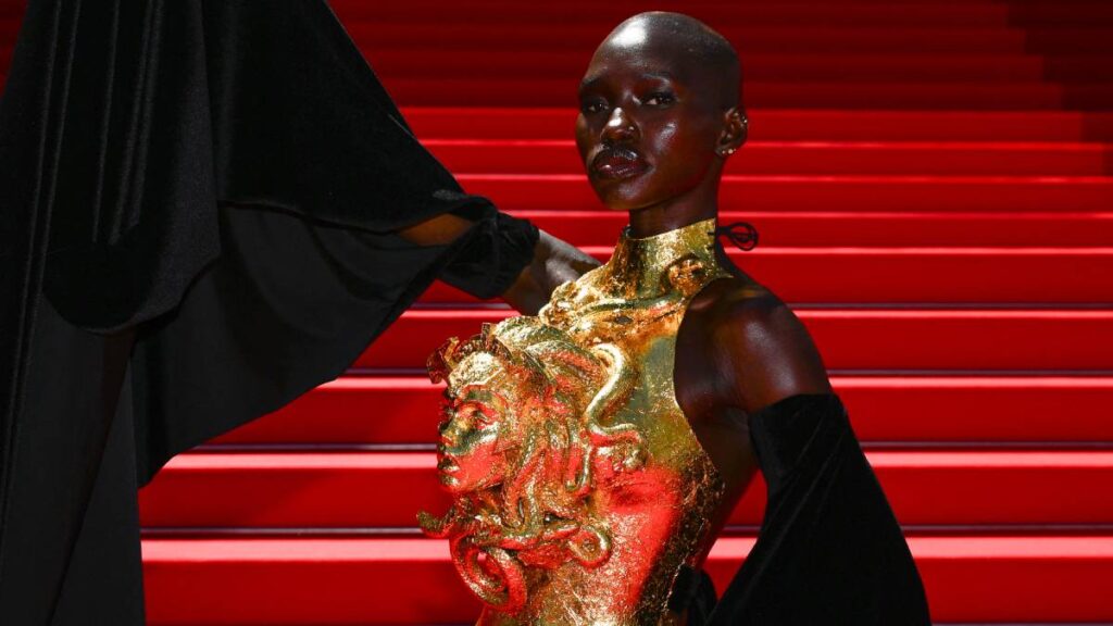 Mitchell Akat Maruko Raan