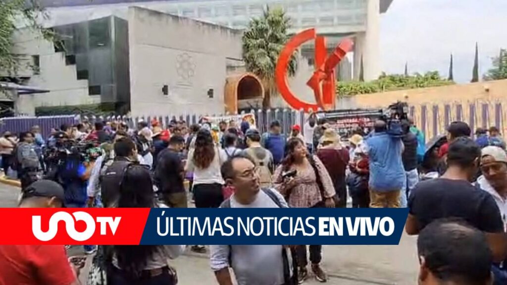 Sigue en vivo las movilizaciones de la CNTE este lunes; hay bloqueos en CDMX