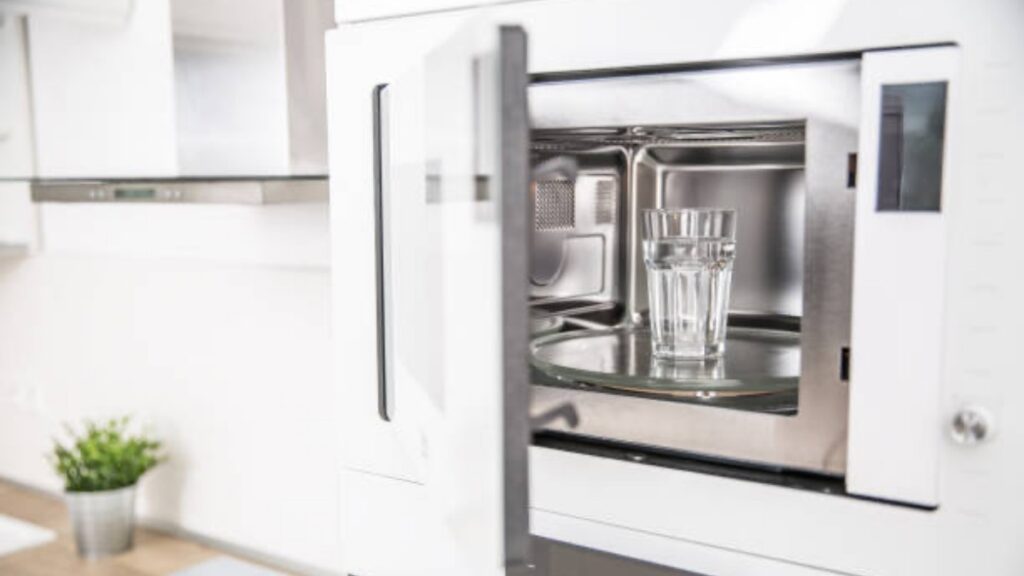 ¡Evita quemaduras al preparar tu café o tu té!